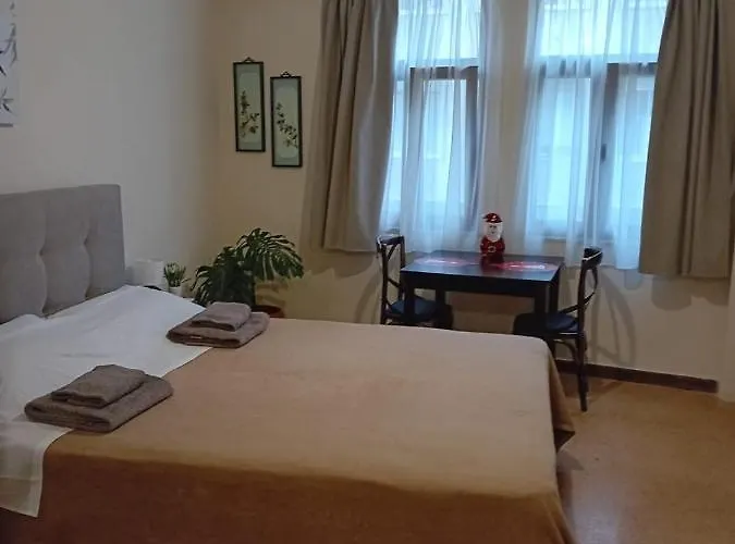 Central Syndagma Studio